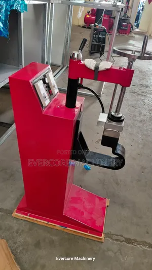 Big Tyre Vulcanizer Machine Best Quality Machine.