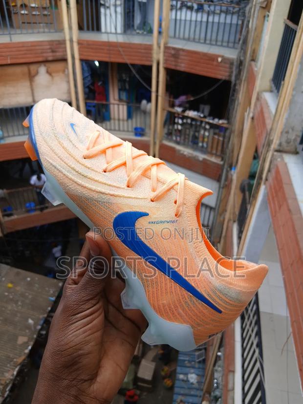Mbappe Melon Tint Air Zoom Personal Edition Football Boots