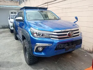 Toyota Hilux 2018 Blue