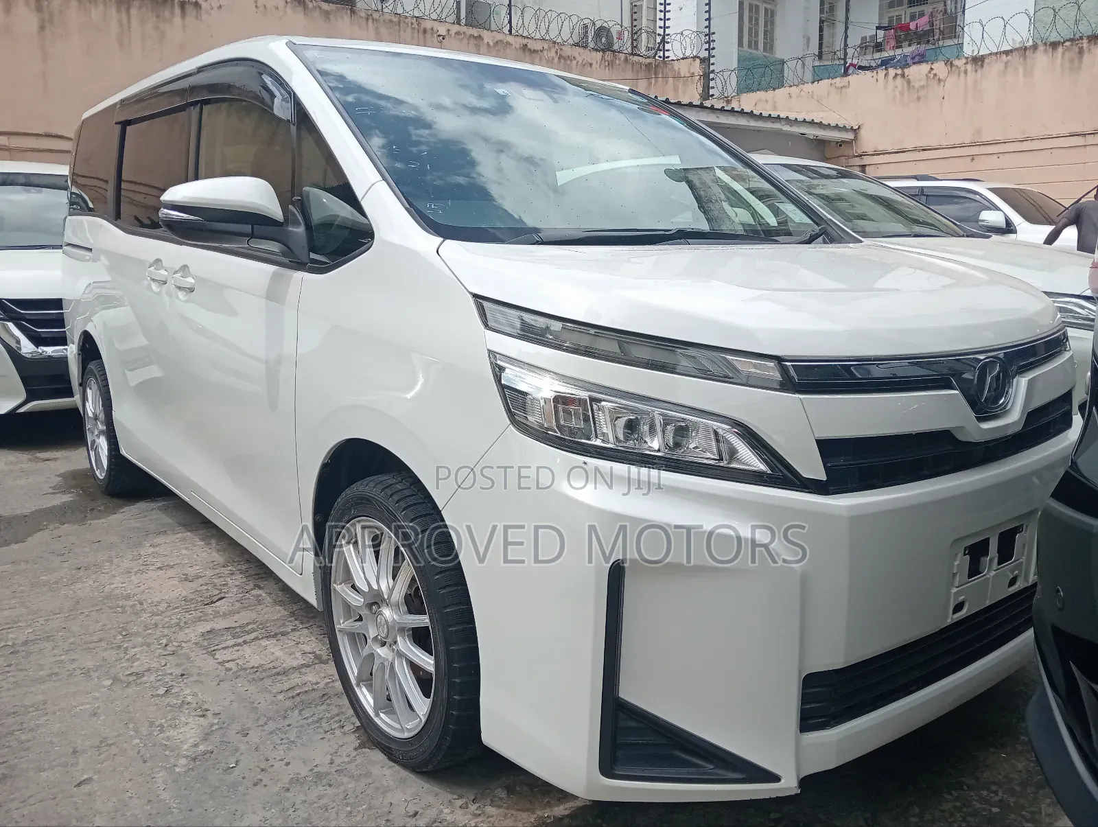 Toyota Voxy 2019 White