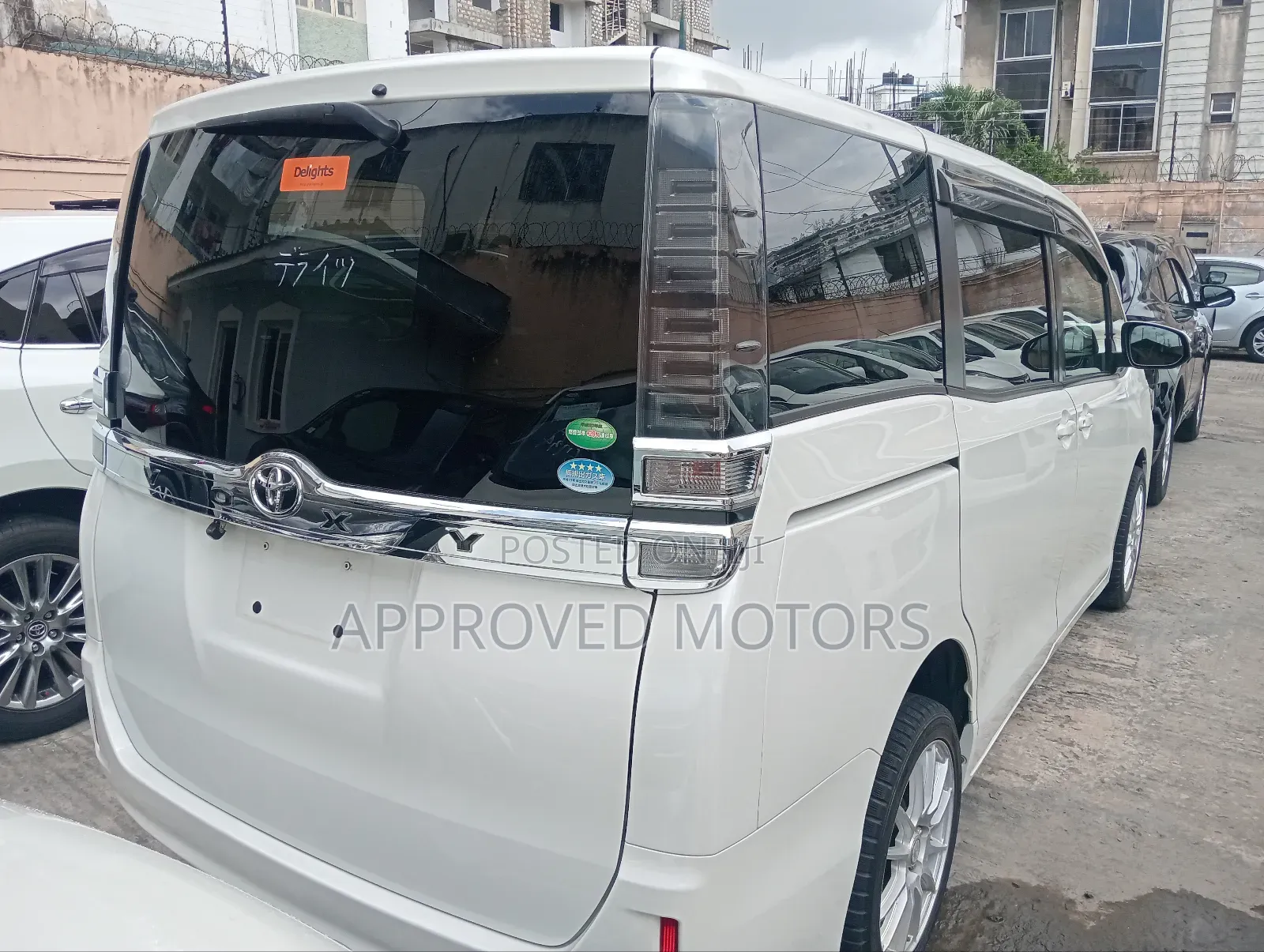 Toyota Voxy 2019 White