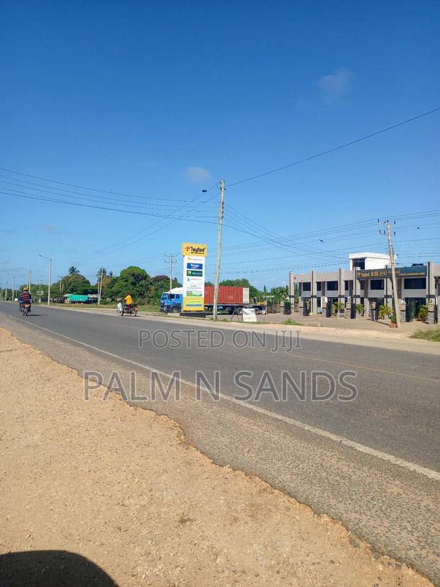 1/4 Acre Near Mekaela School Diani - thumbnail 3
