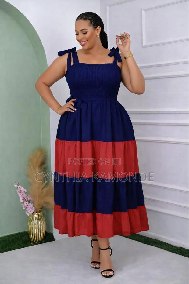 Minimal Dress - thumbnail 2