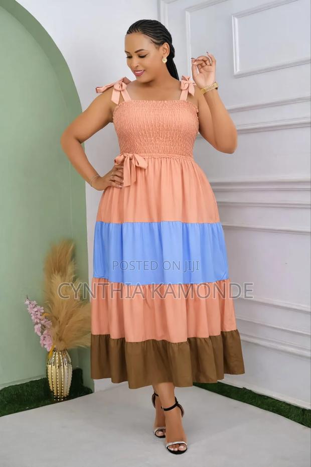 Minimal Dress - thumbnail 3