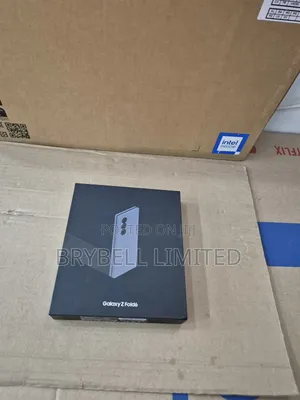 New Samsung Galaxy Z Fold6 512 GB Silver