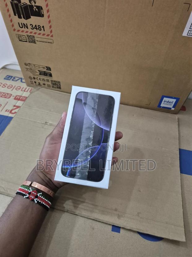 New Apple iPhone 16 Pro Max 256 GB Blue - main view