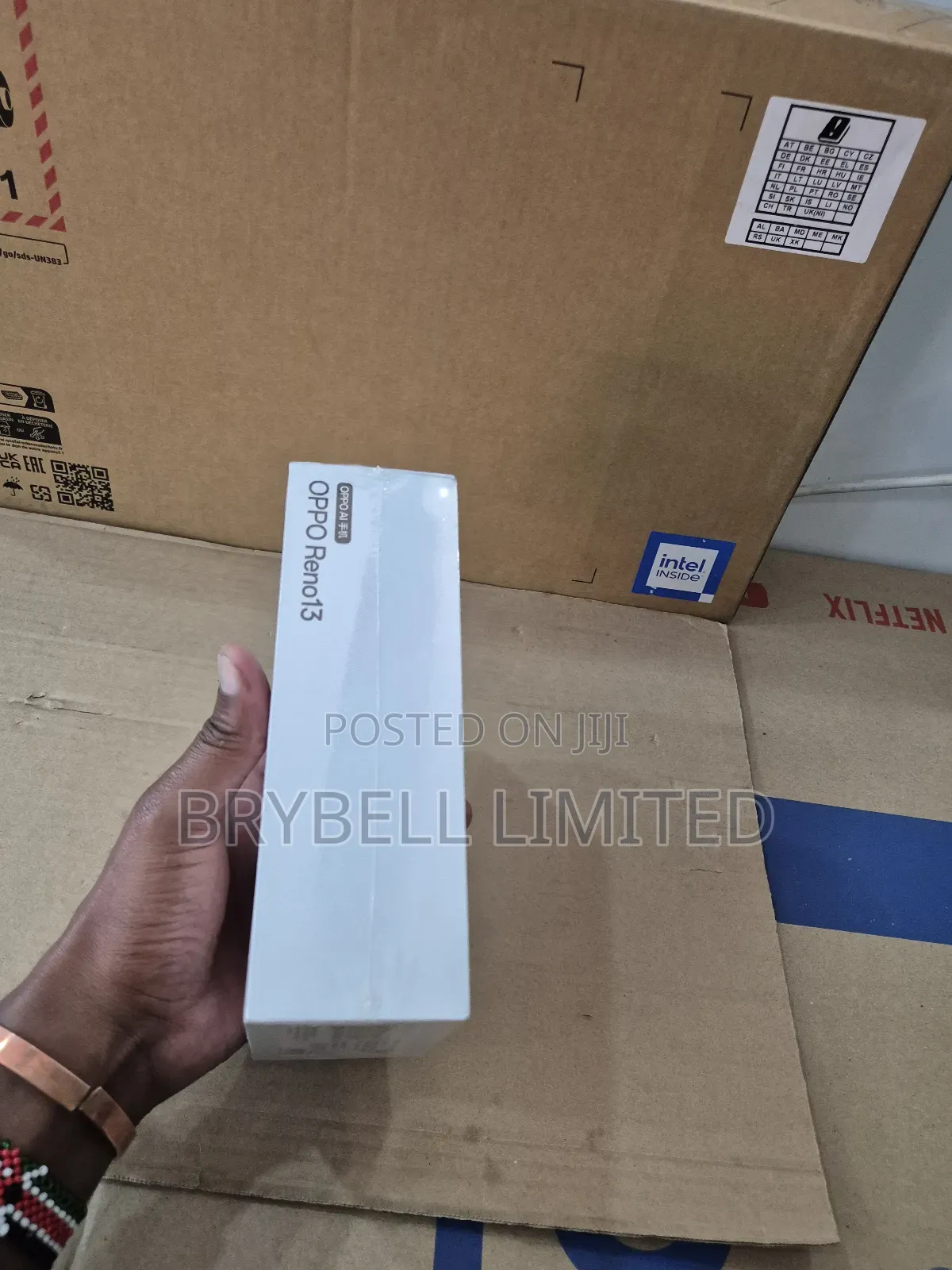 New Oppo Reno13 512 GB Blue