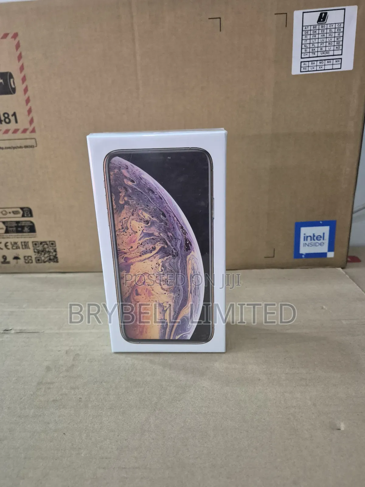 New Apple iPhone XS Max 256 GB Gold