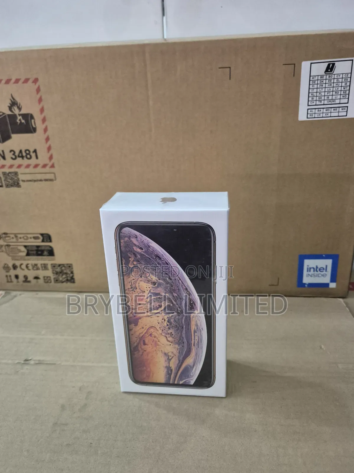 New Apple iPhone XS Max 256 GB Gold