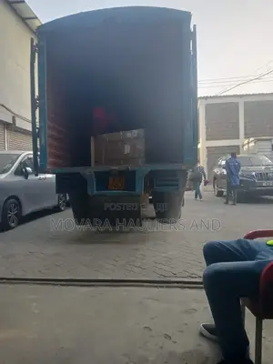 Trucks for Jobs and Efficient Movers Services Are Readily Available