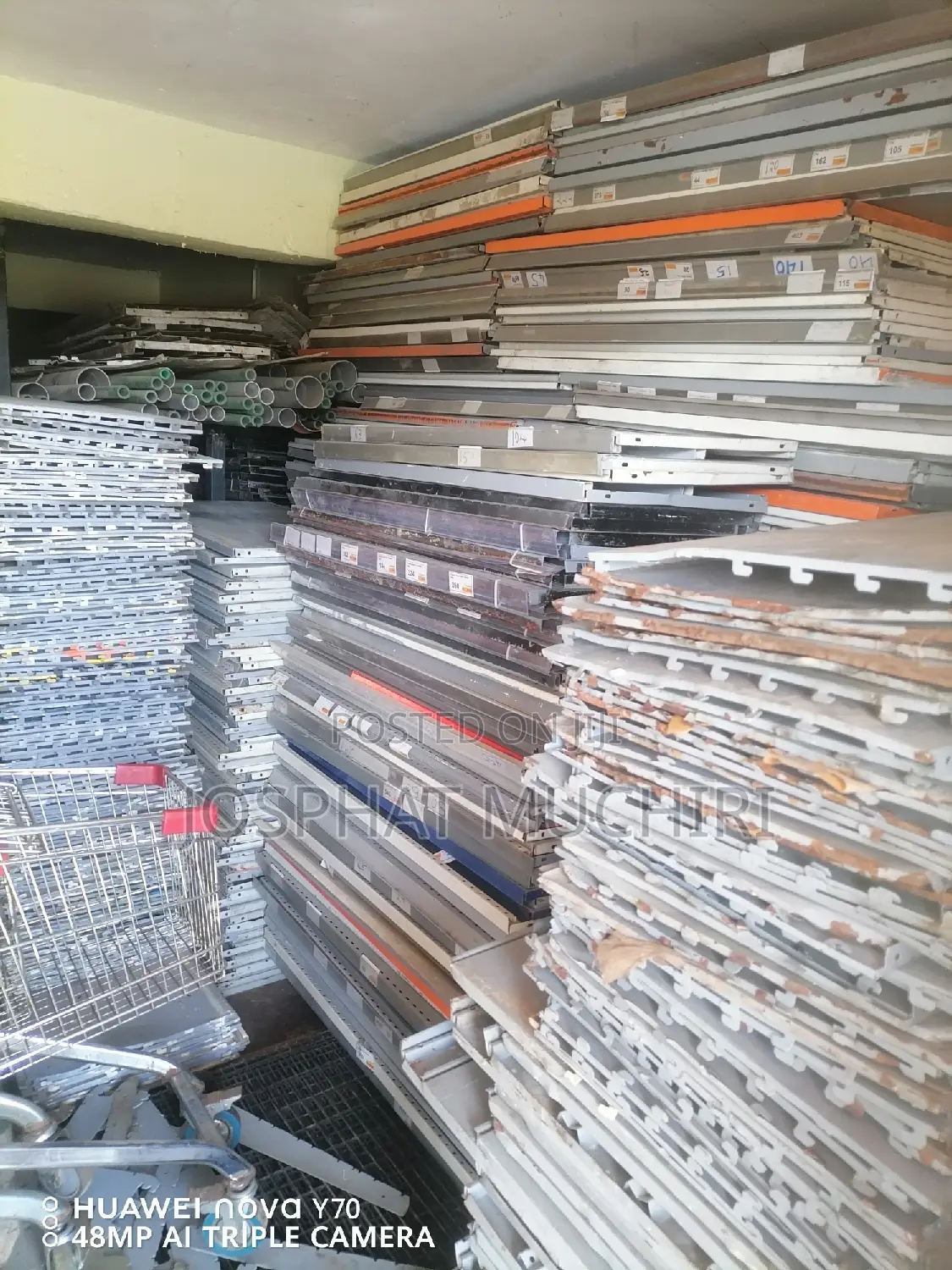 Supermarket Shelves Singles and Doubles