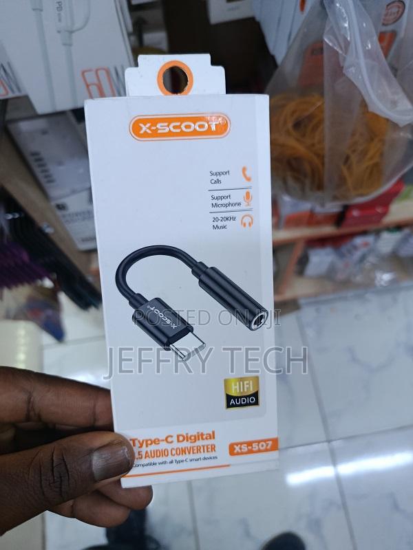 X-Scoot Type-C to 3.5mm Audio Adapter, Black