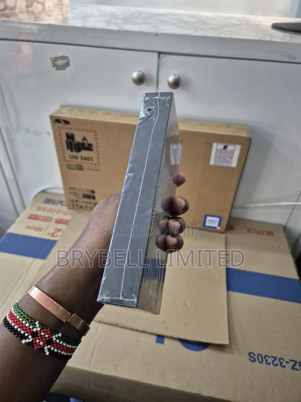 New Samsung Galaxy Z Flip6 256 GB Silver - thumbnail 5