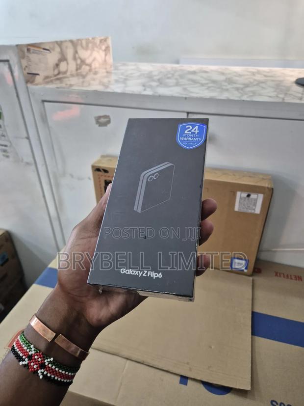 New Samsung Galaxy Z Flip6 512 GB Blue - main view