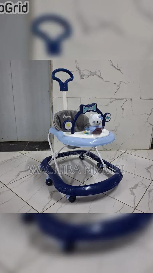 Walker With Melodies and Lights
Has Adjustable Height