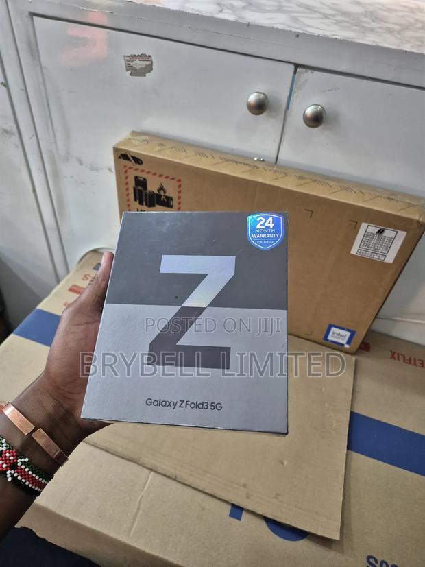New Samsung Galaxy Z Fold3 5G 512 GB Blue - thumbnail 3