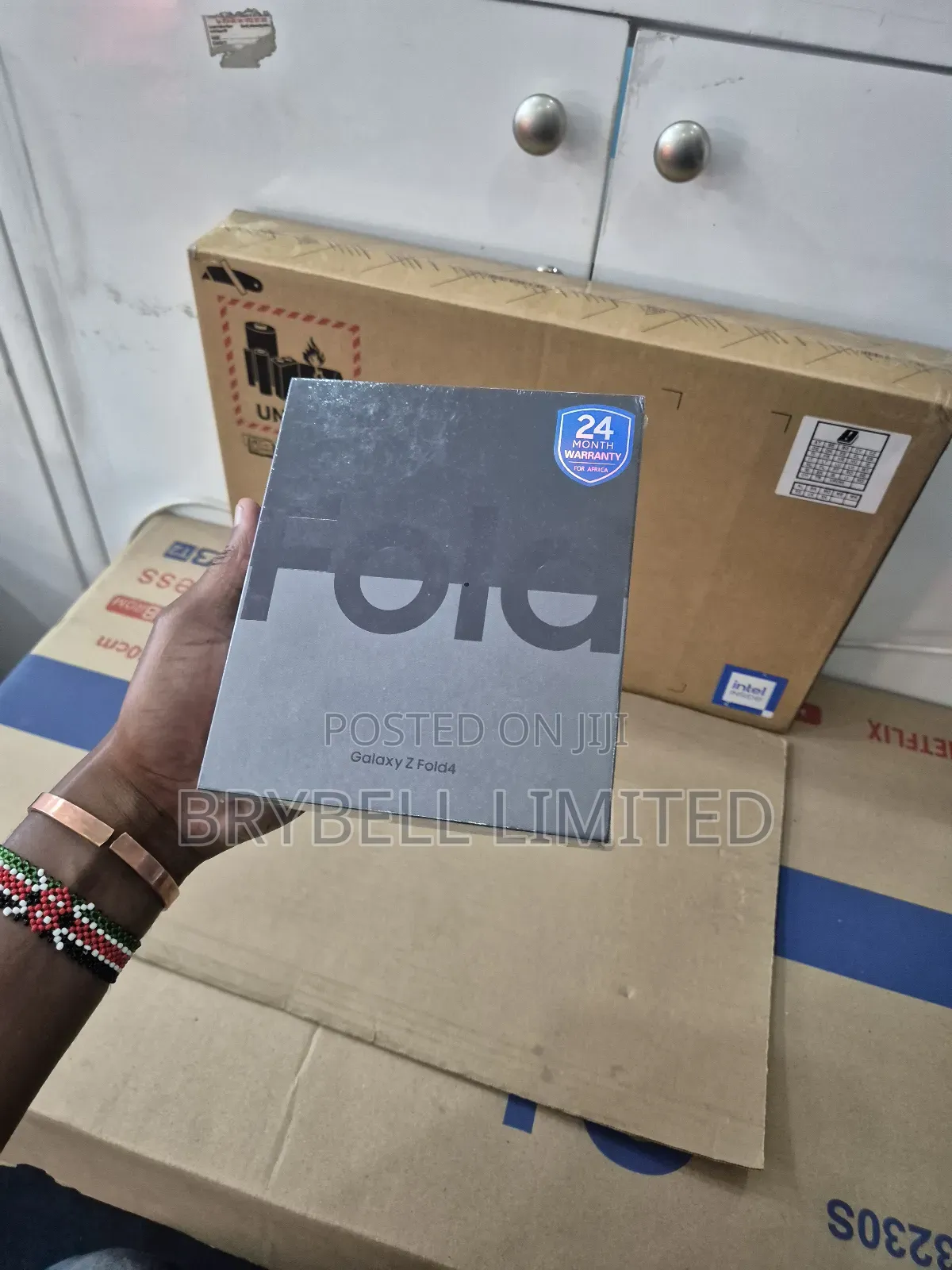 New Samsung Galaxy Z Fold4 512 GB Black