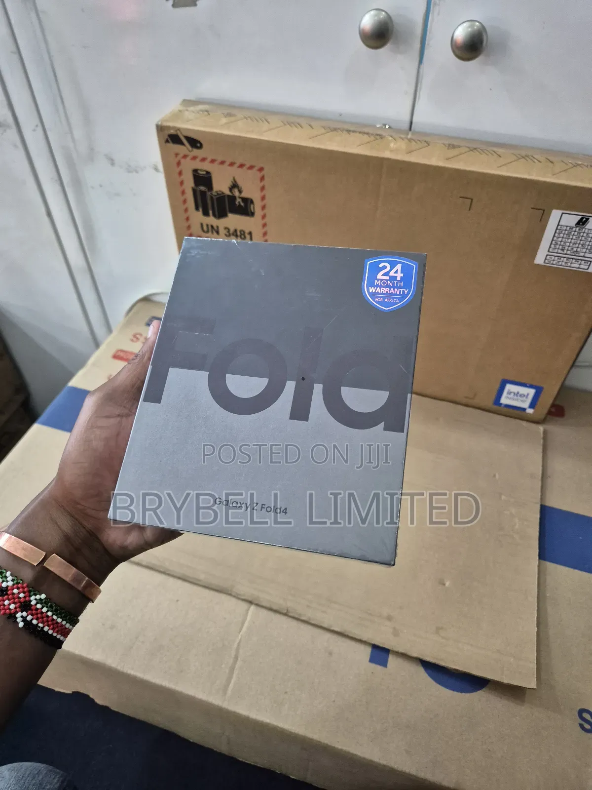 New Samsung Galaxy Z Fold4 256 GB Blue