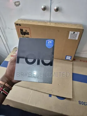 New Samsung Galaxy Z Fold4 256 GB Blue