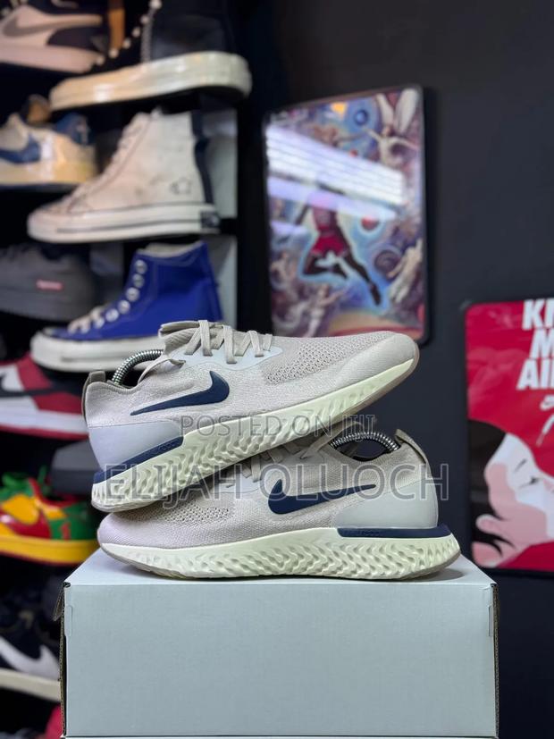 Nike Epic React Flyknit 2 Running Shoes in the "Vast Grey - thumbnail 3