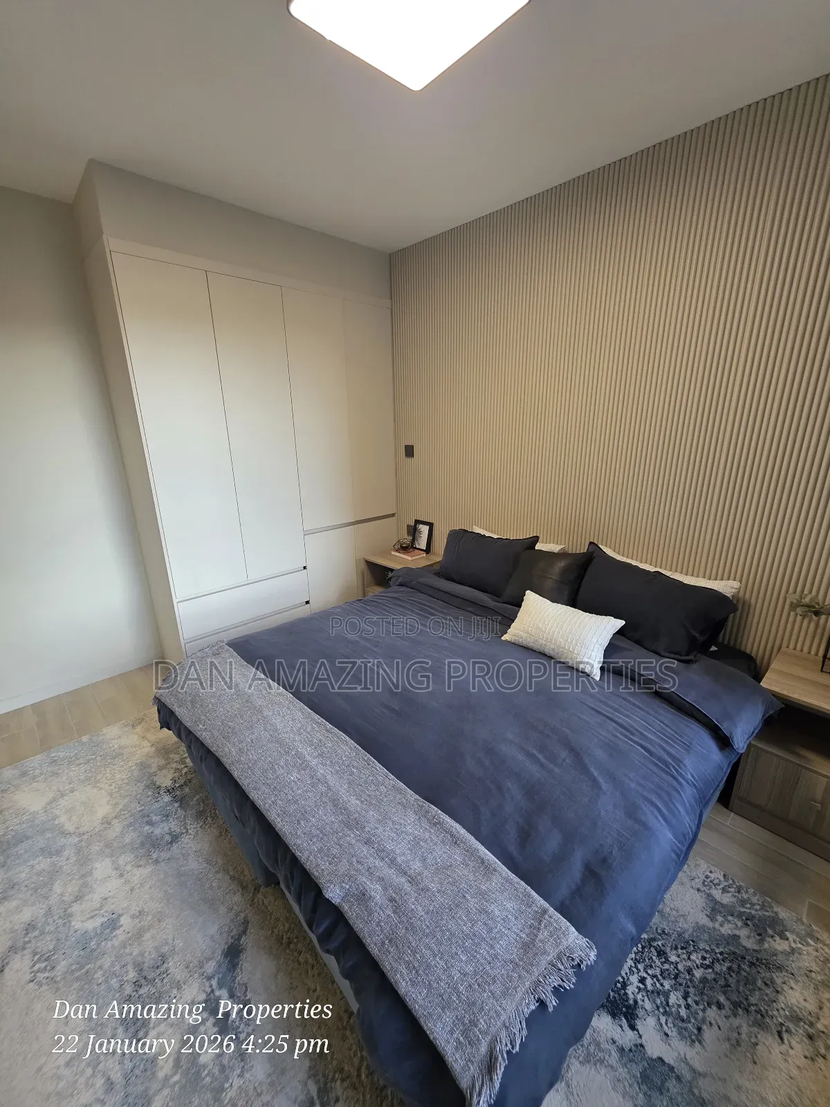 3bdrm Apartment in Gemini Plus Dsq, Gateway Mall Area for sale