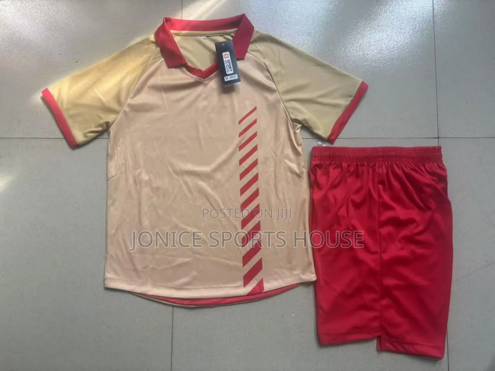 New Plains Collar Jerseys