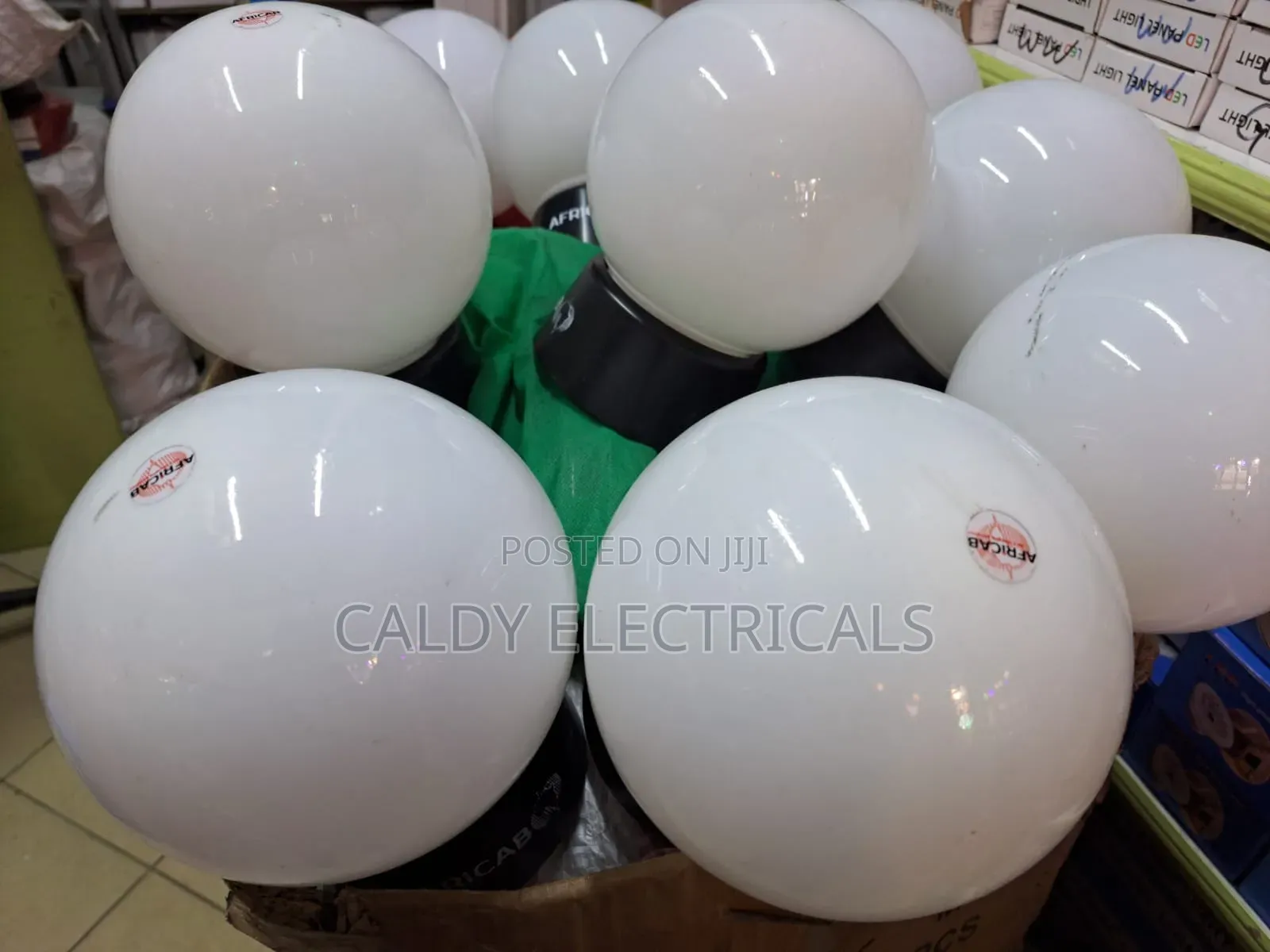 White Garden Ball Fitting