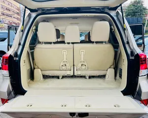 Toyota Land Cruiser 2016 Beige