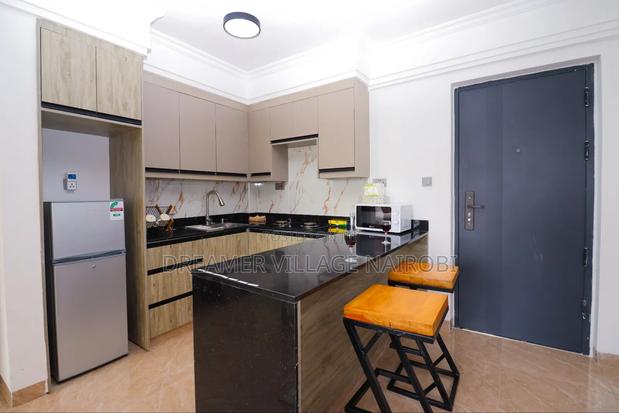 Spacious 1bedroom in Kilimani - thumbnail 2