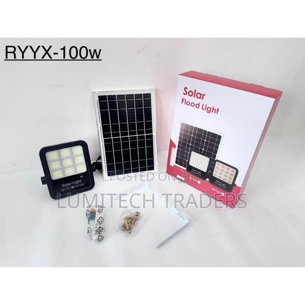 Ryyx Solar Floodlight 100 Watts - main view