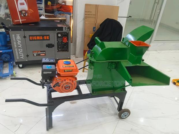 Complete Silage Chopper/Chaffcutter With Engine - thumbnail 2