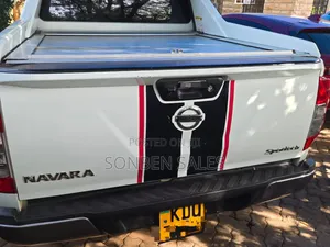 Nissan Navara 2017 White