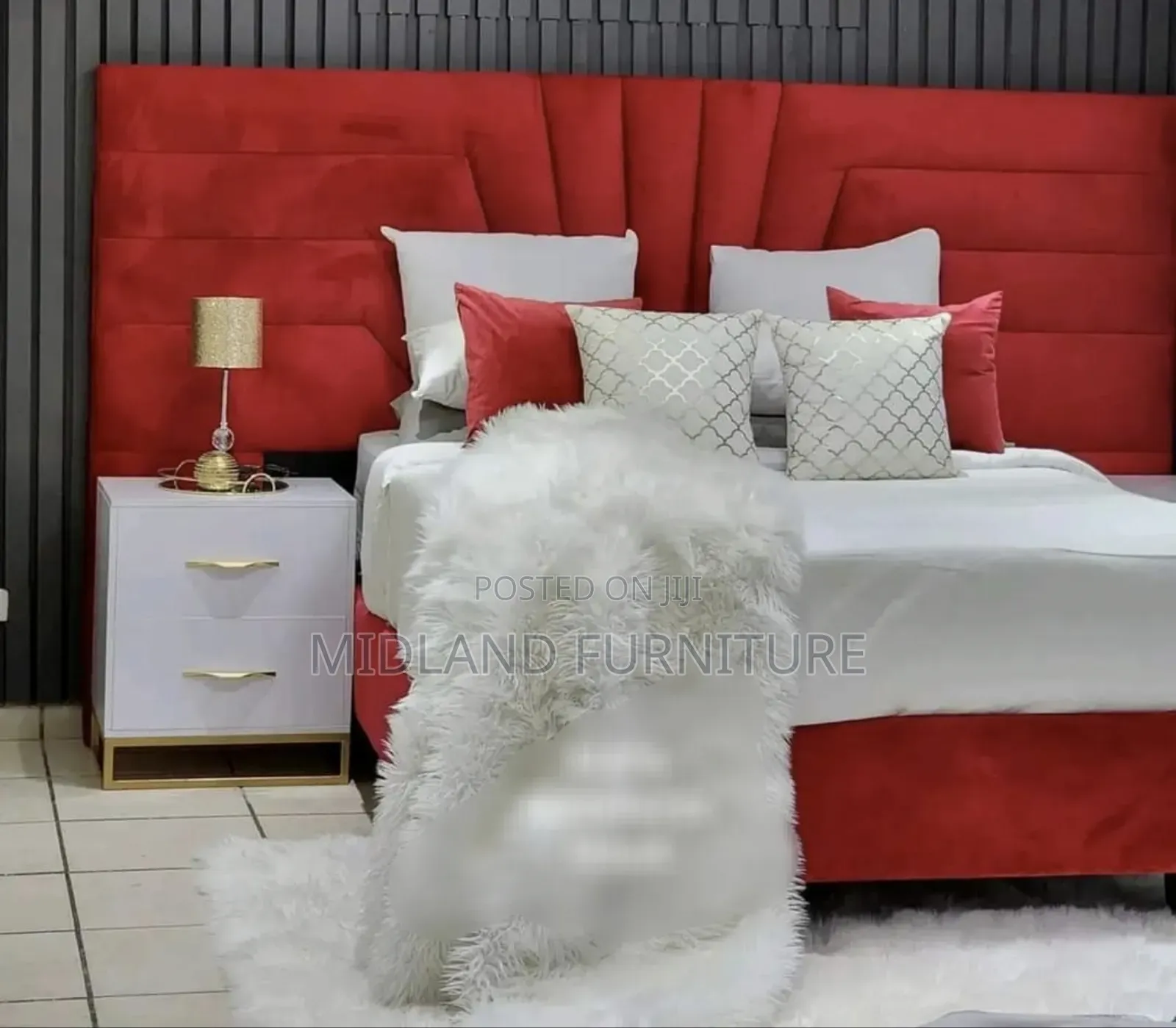 Queen-Size ( 5x6 ( Beds)