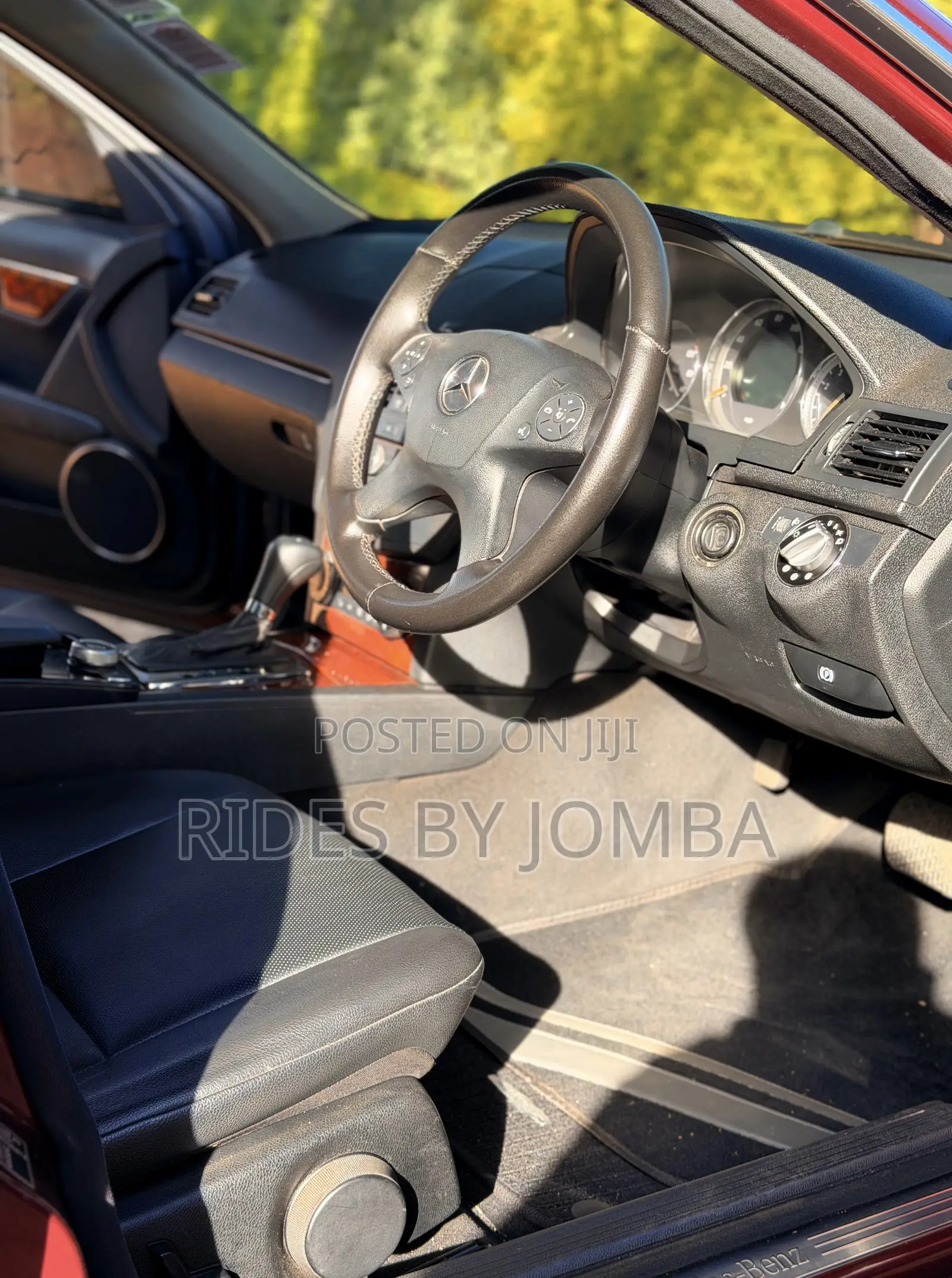 Mercedes-Benz C200 2008 Maroon