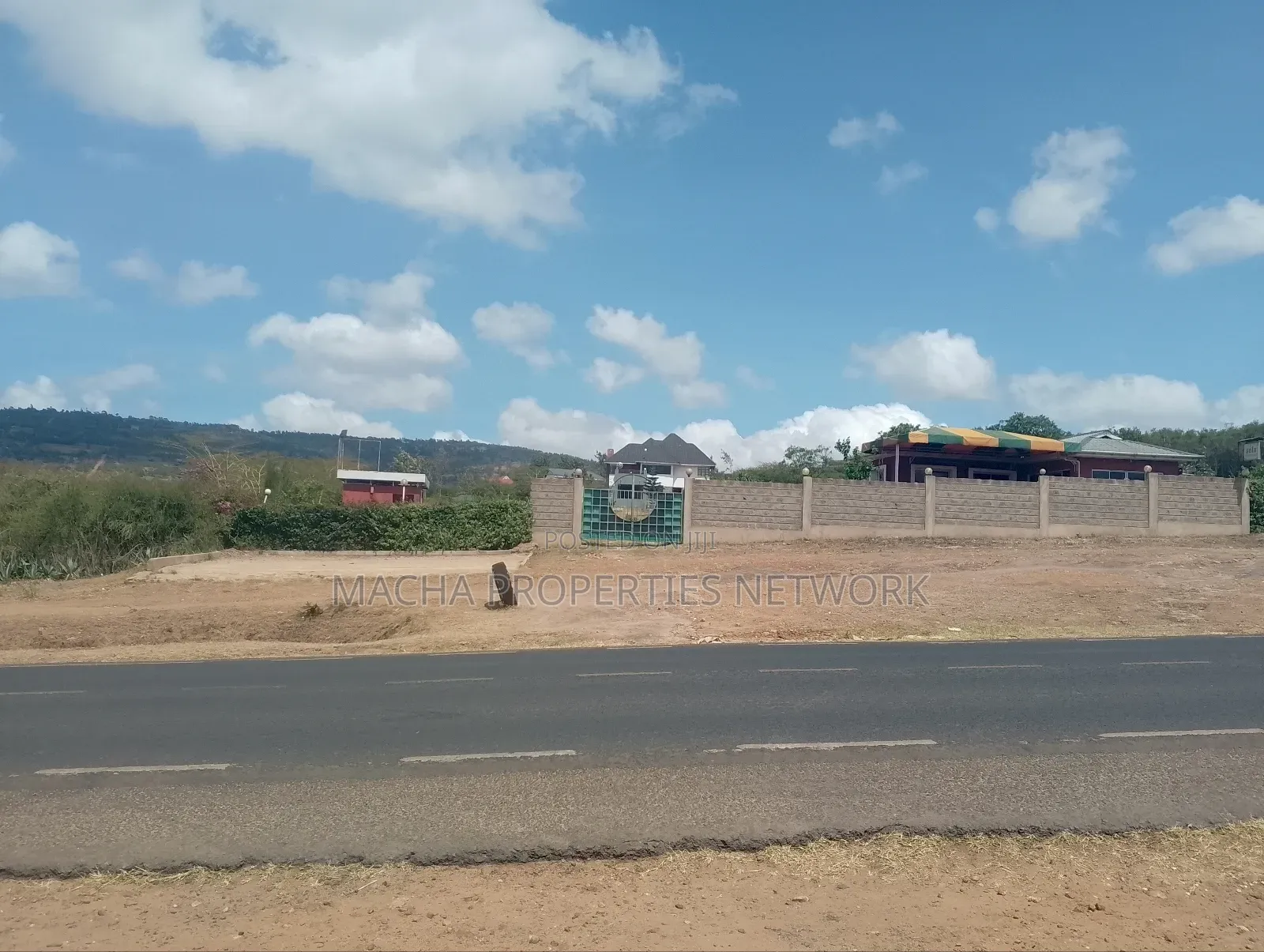 Kithini Mks -1/8 For Sale Located 2nd Row Off Tarmac.