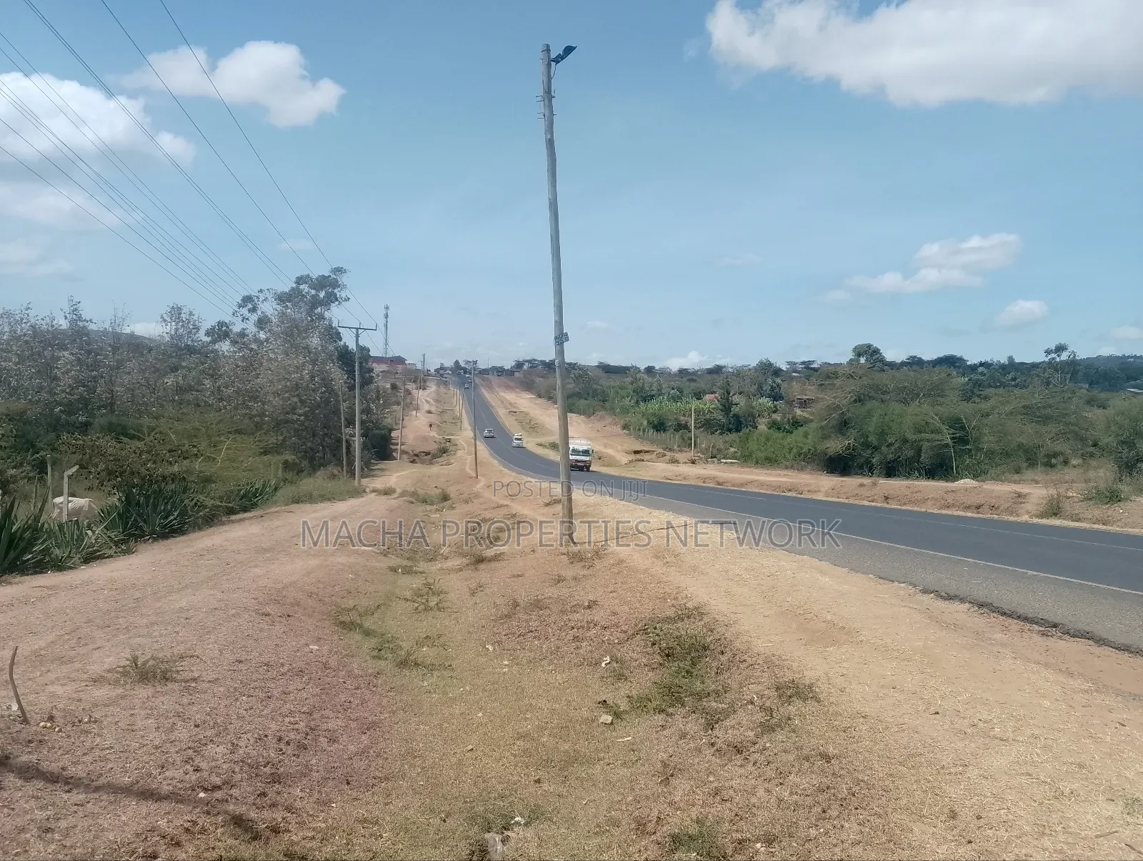 Kithini Mks -1/8 For Sale Located 2nd Row Off Tarmac.