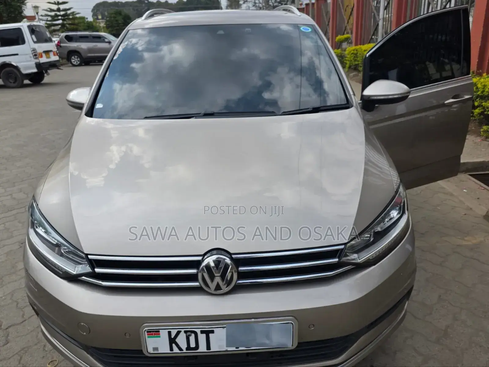 Volkswagen Touran 2018 Brown
