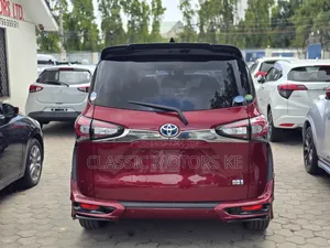 Toyota Sienta 1.5 Hybrid FWD (6-seater) 2019 Maroon