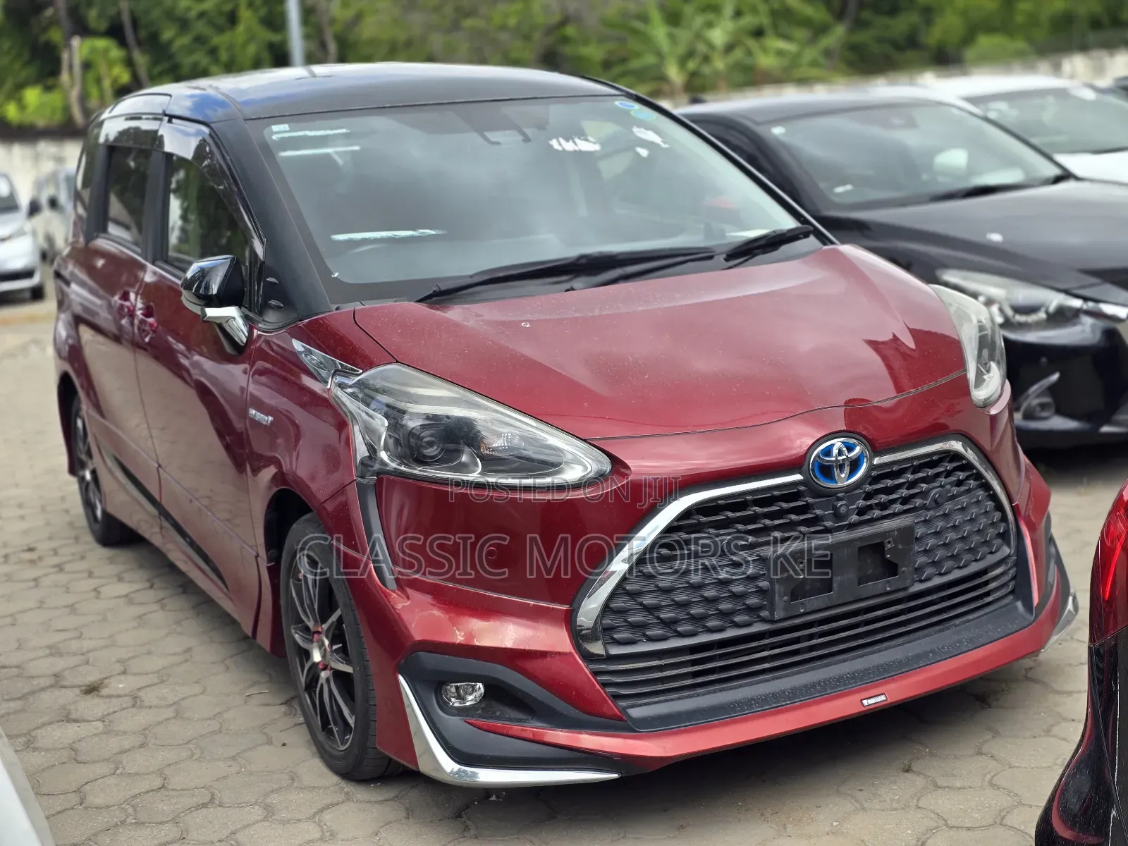 Toyota Sienta 1.5 Hybrid FWD (6-seater) 2019 Maroon