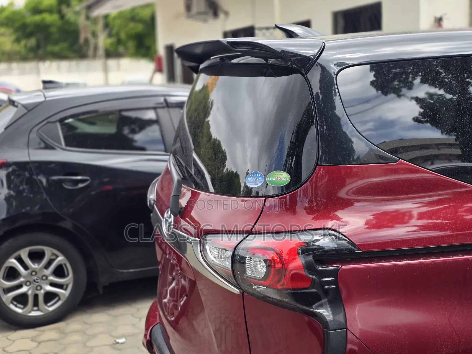 Toyota Sienta 1.5 Hybrid FWD (6-seater) 2019 Maroon