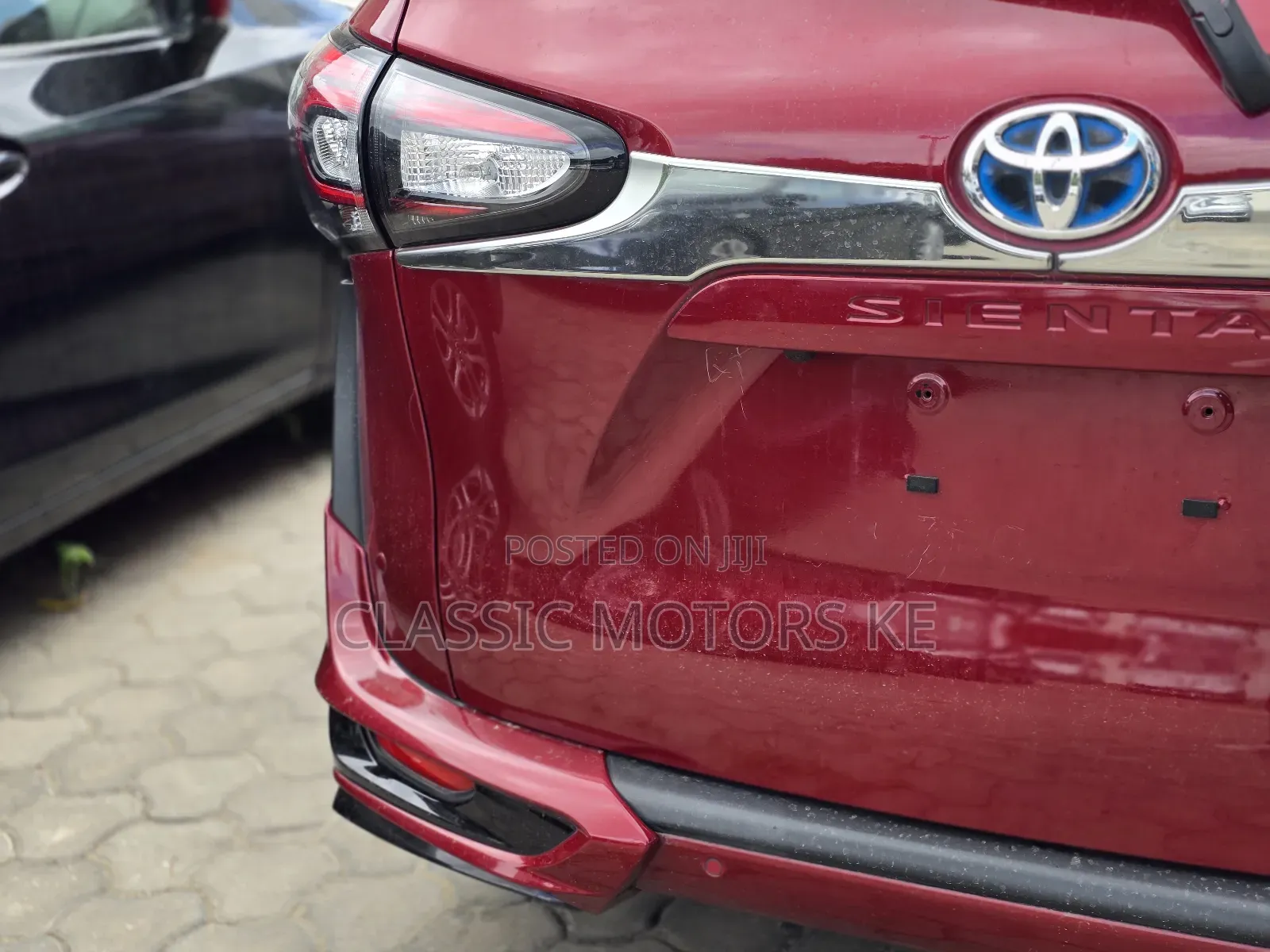 Toyota Sienta 1.5 Hybrid FWD (6-seater) 2019 Maroon
