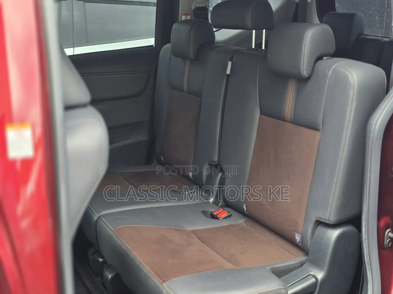 Toyota Sienta 1.5 Hybrid FWD (6-seater) 2019 Maroon