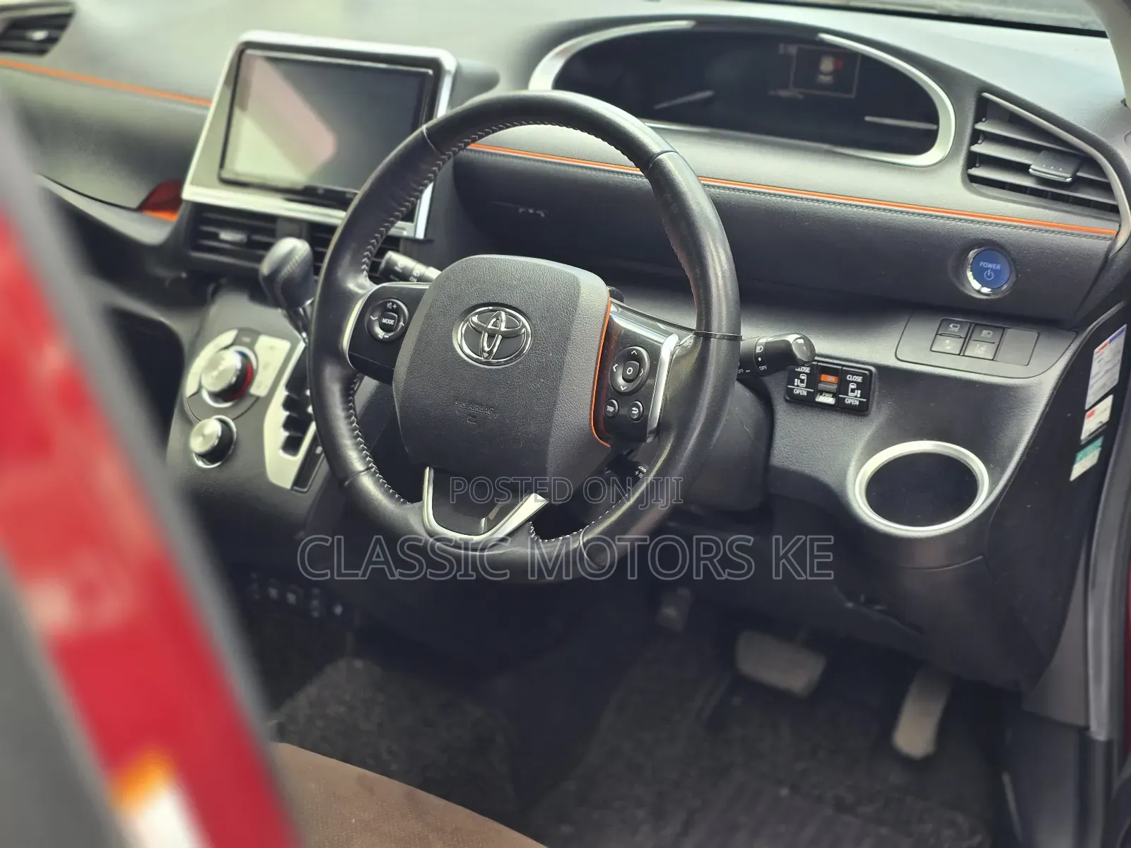 Toyota Sienta 1.5 Hybrid FWD (6-seater) 2019 Maroon