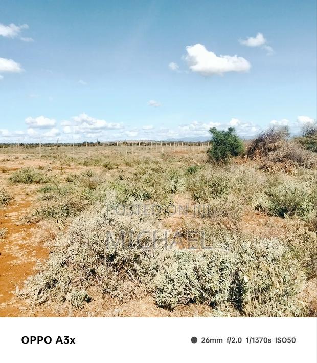10 Acres 1.2km From Tarmac