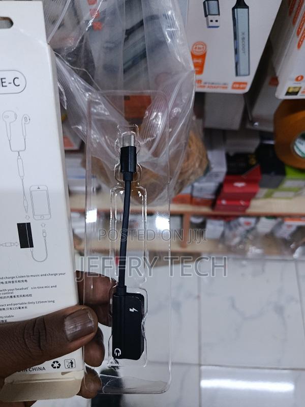 Type-C to 3.5mm Headphone Jack Adapter