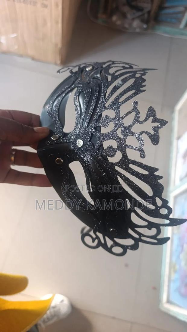 Masquerade Masks - thumbnail 2