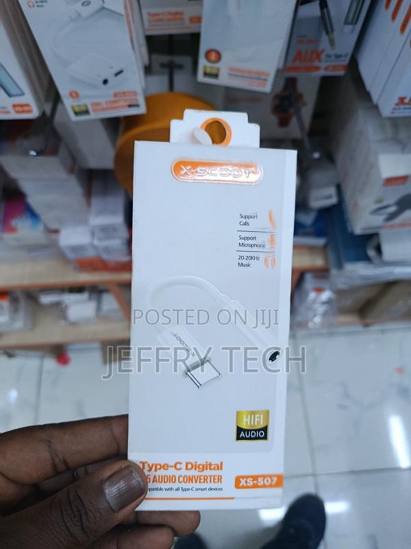 Xssive Type C - Audio Jack 3.5mm Adapter - main view