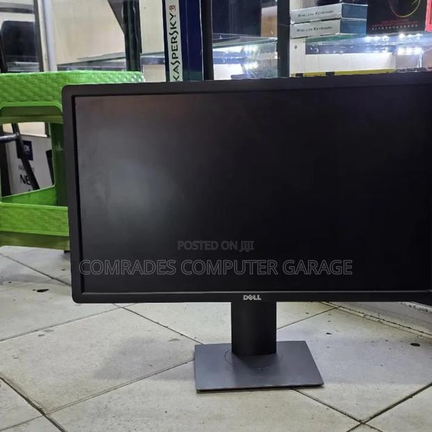 Dell Monitor 24 Inches - thumbnail 3