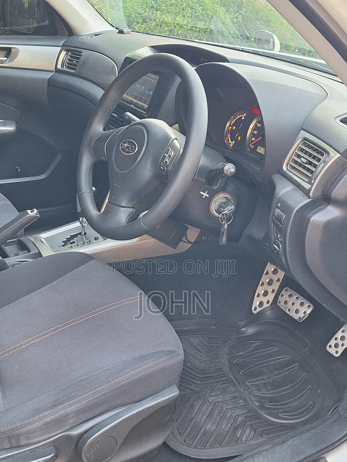 Subaru Forester 2010 Pearl