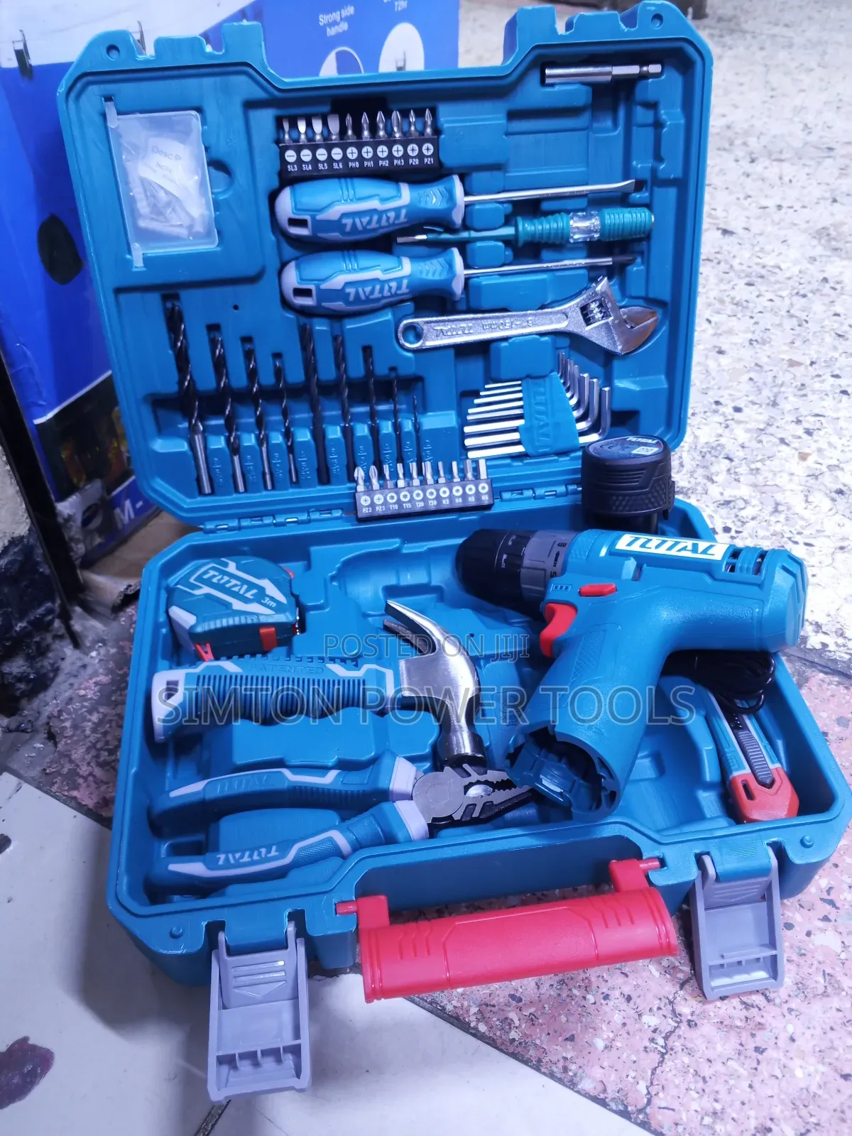 Brand New Total 89 Piece Tool Set